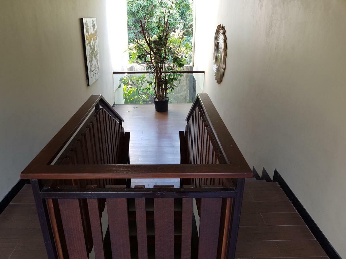 Narisha Guesthouse 古邦 外观 照片